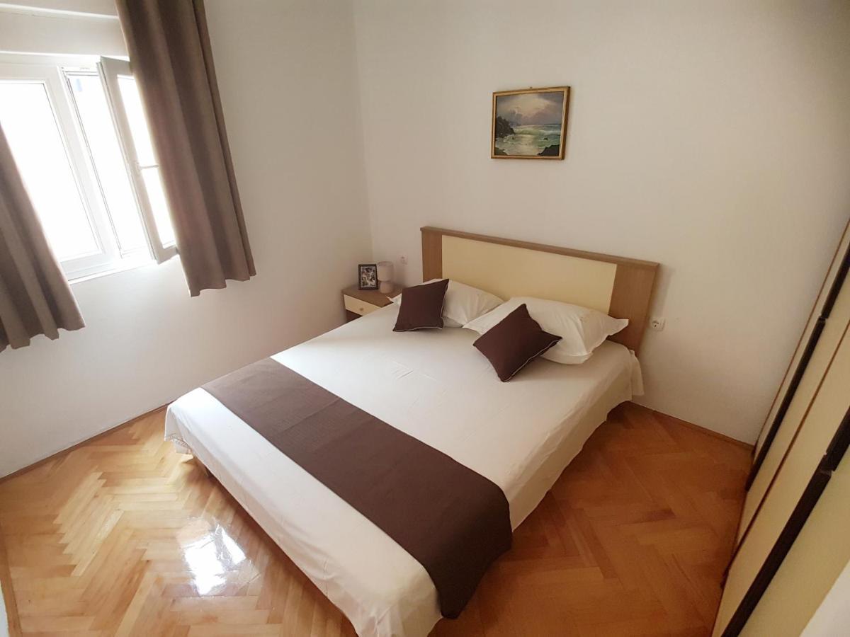 Apartments By The Sea Marina, Trogir - 14191 Exterior foto